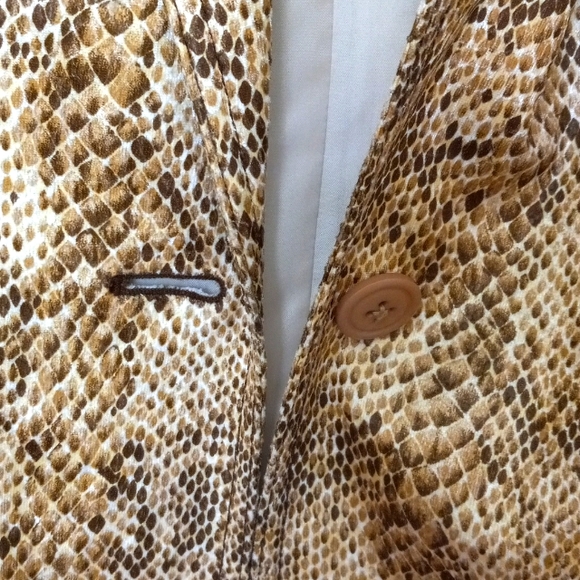 Together Brand Blazer and Pants set. Size 8. - Picture 7 of 16